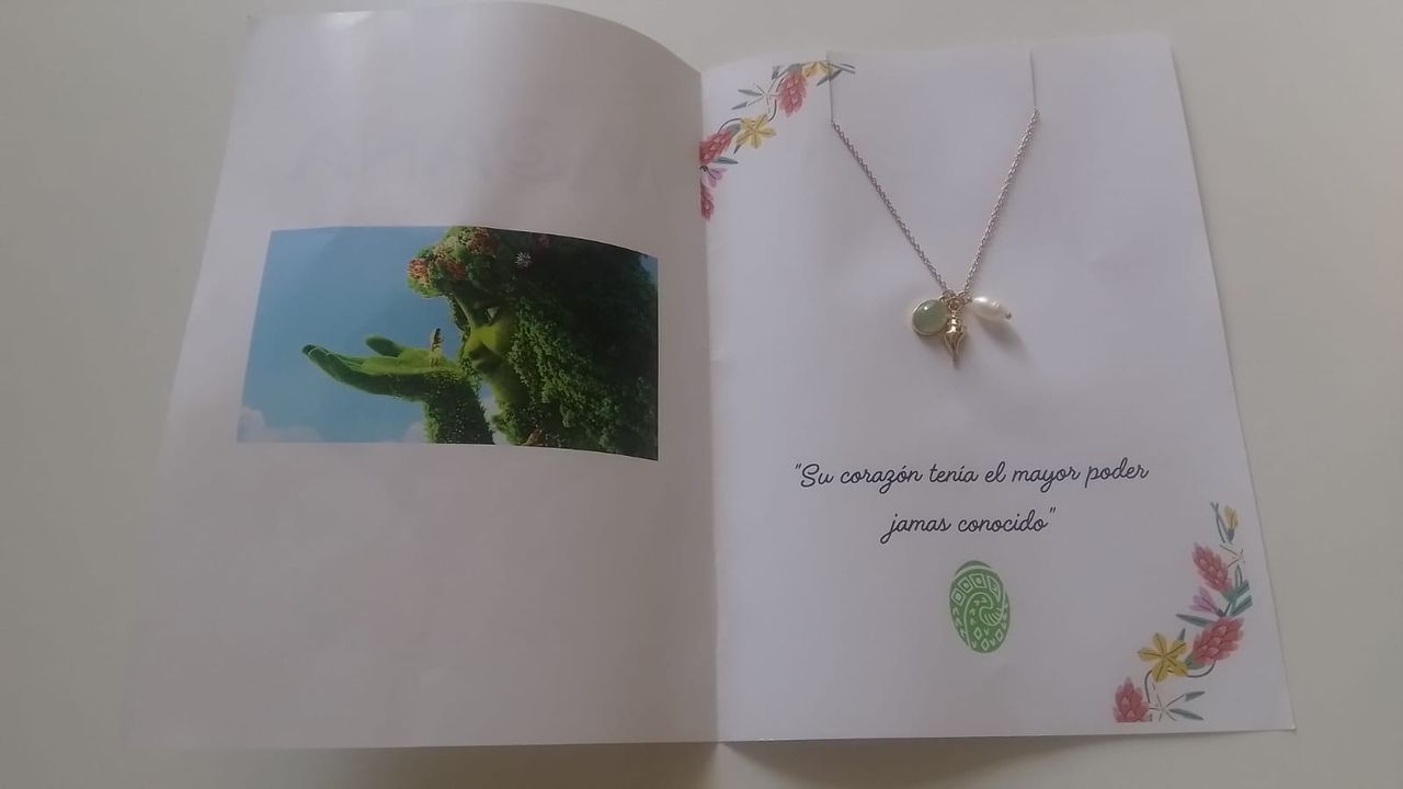 COLLAR MOANA